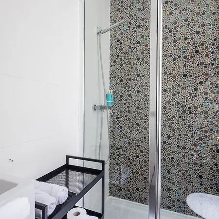 Florit Flats - Stylish 2 Bedroom Ac Wifi Terrace Attic In Center Valensiya