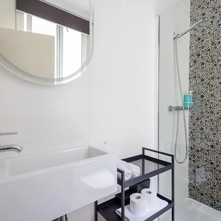 Florit Flats - Stylish 2 Bedroom Ac Wifi Terrace Attic In Center Valensiya